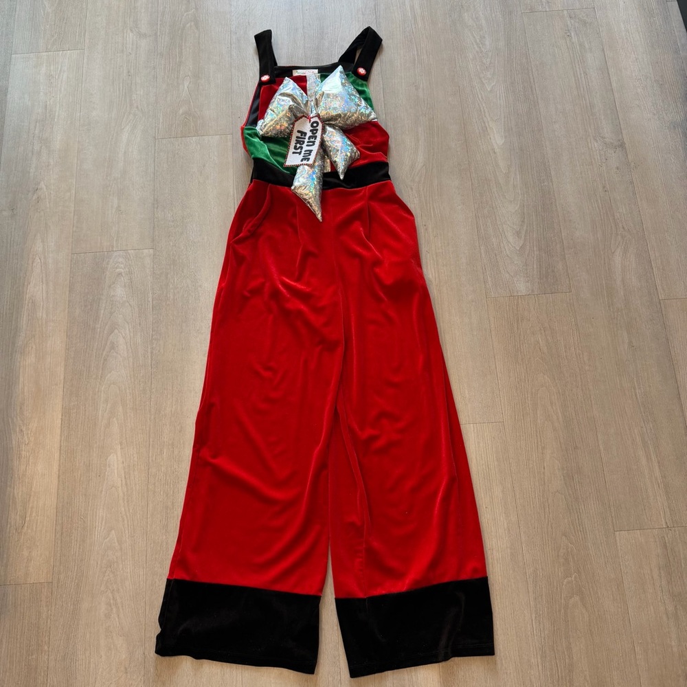 Holly & Cupid Women's Onesie Jumper Romper Velvet Overalls sz Medium